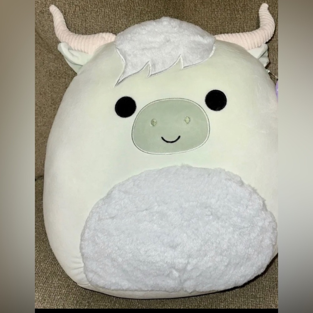 NWOT 16” Iver the Highland Cow Squishmallow